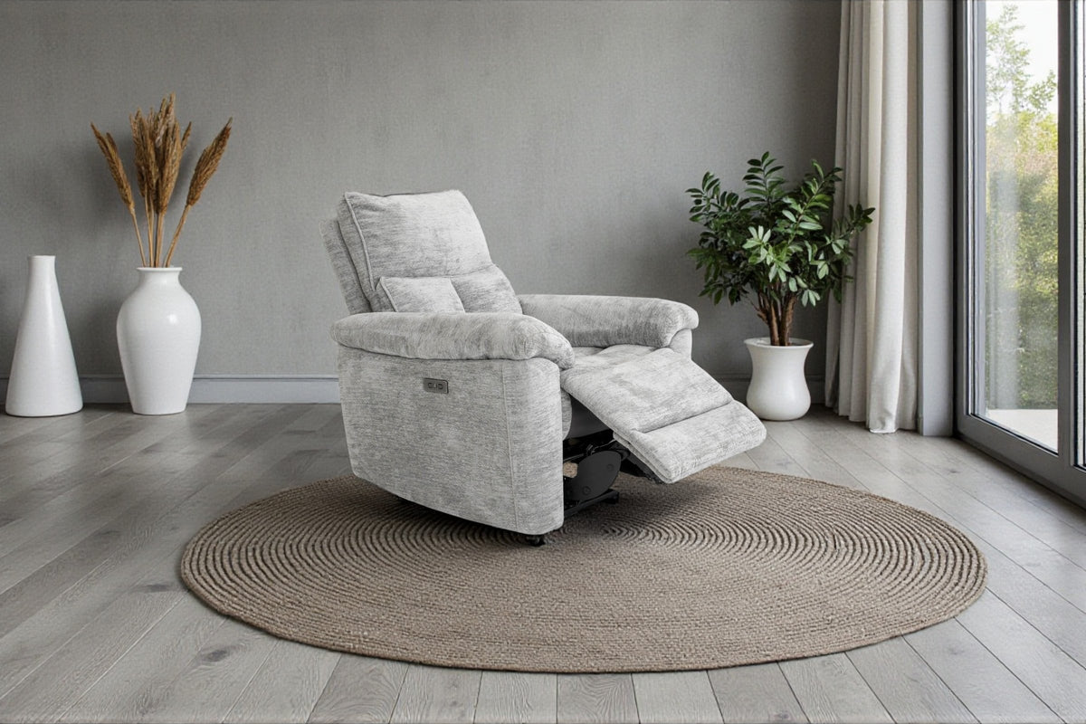 Klint Armchair image 1 - KLINT-chair-mech-bg2